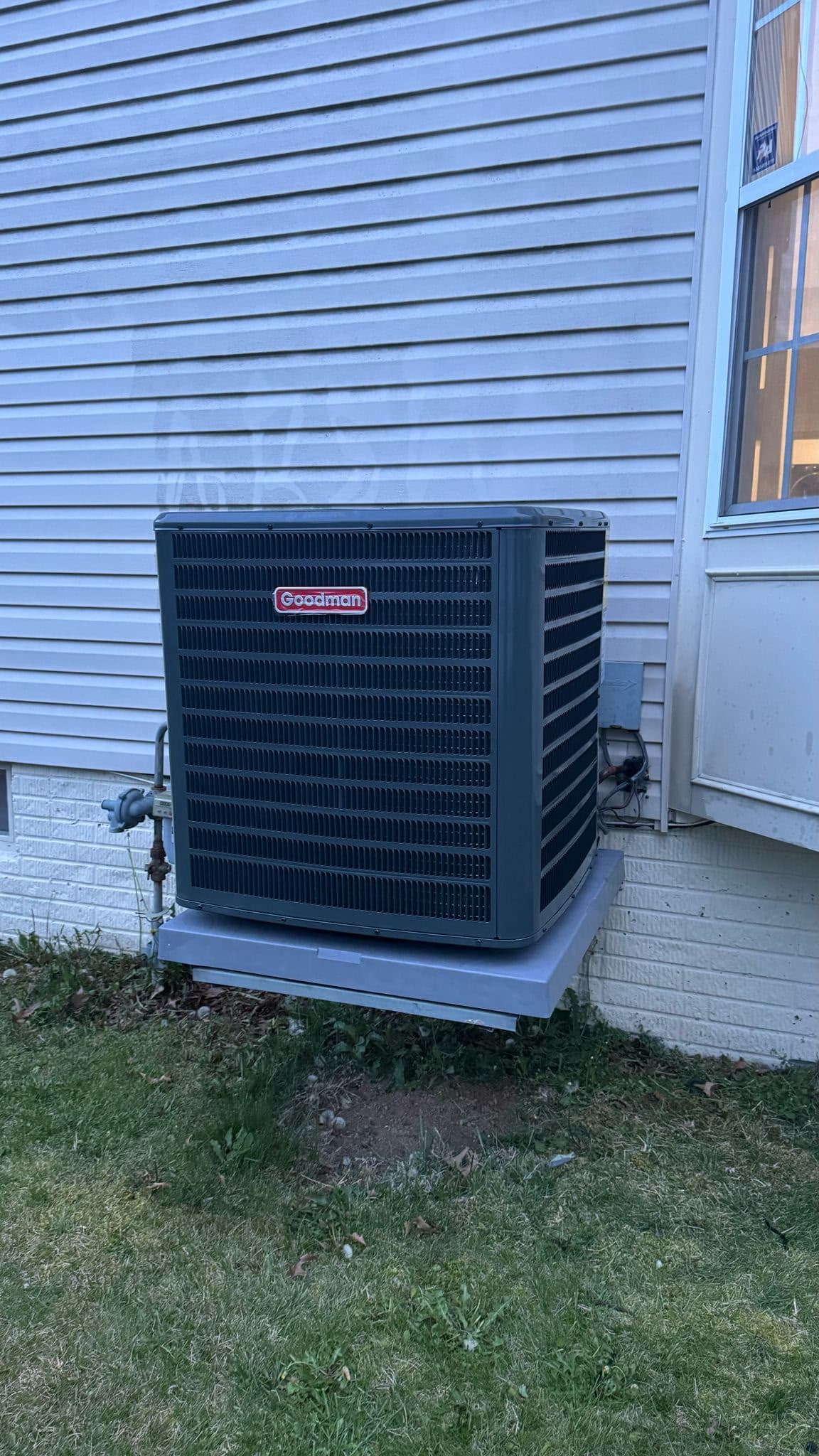 Air conditioning maintenance work